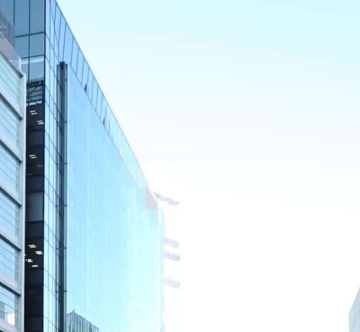 採用情報の背景